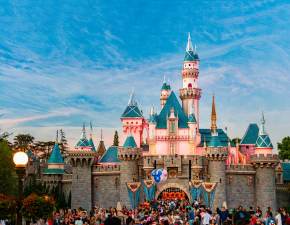Disneyland wkracza w now er rozwoju z planem wartym 1,9 miliarda dolarw